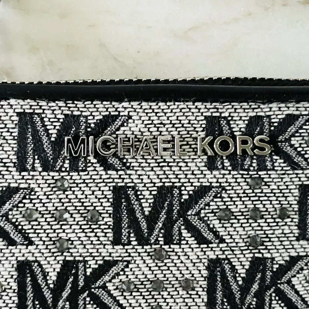 MICHAEL KORS Jet Set Black Cream Leather Small Coin Purse Card Wallet Wristlet